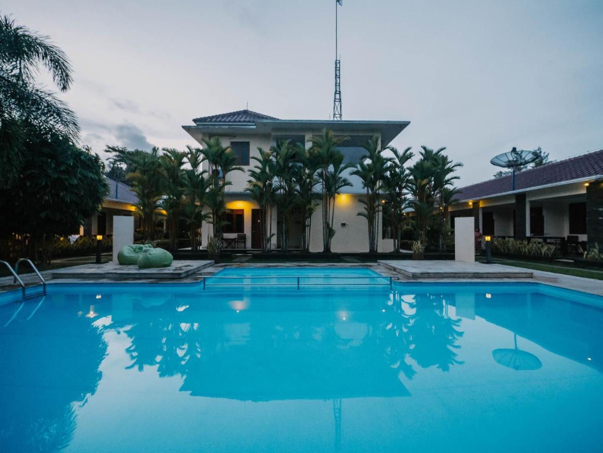 Sunrise Resort Batukaras מראה חיצוני תמונה