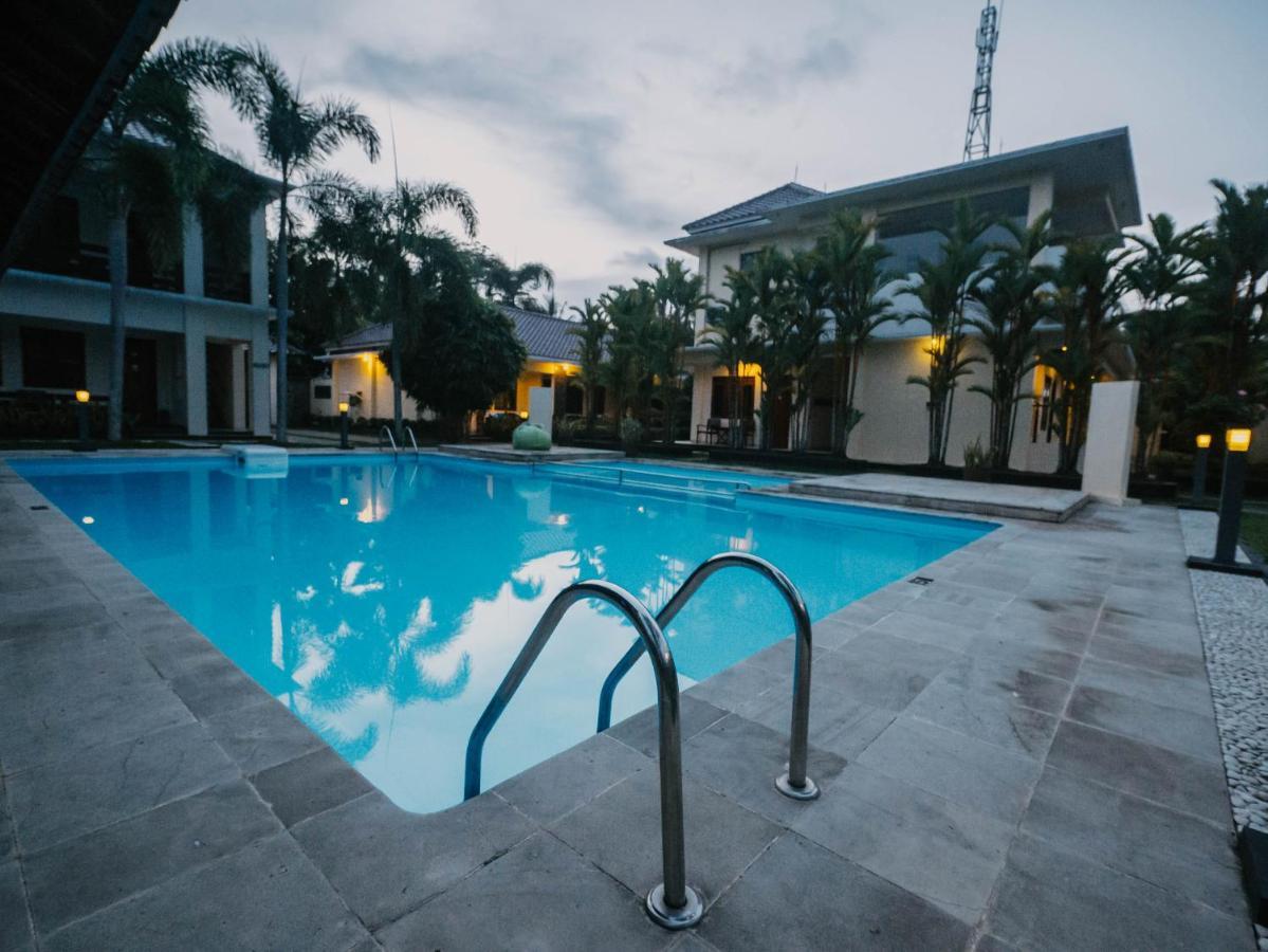 Sunrise Resort Batukaras מראה חיצוני תמונה