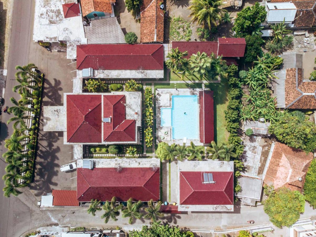 Sunrise Resort Batukaras מראה חיצוני תמונה